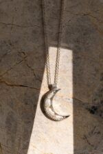 Μαργαριταρενιο φεγγάρι